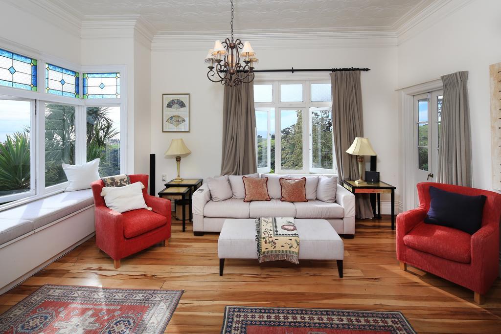 Crescent Villa - Stay Waiheke Ostend Екстериор снимка
