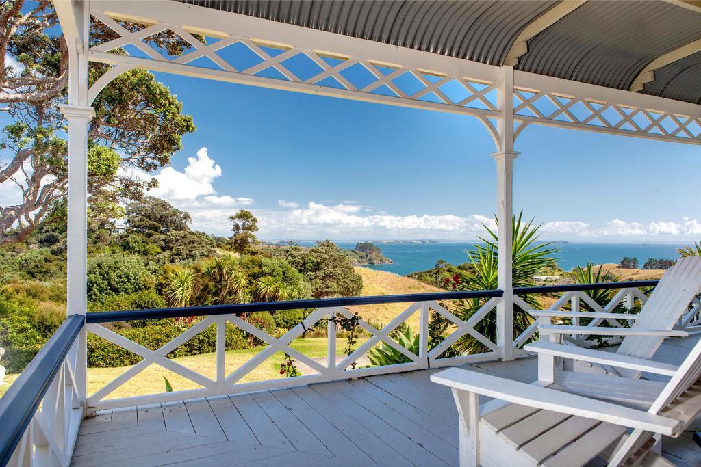 Crescent Villa - Stay Waiheke Ostend Екстериор снимка